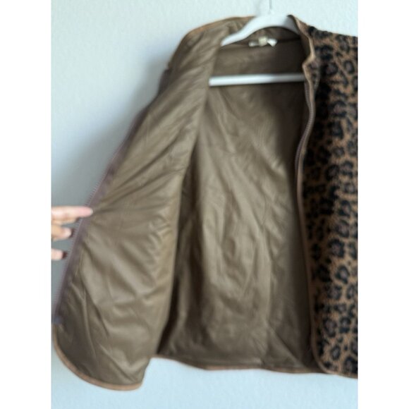 Vanilla Bay Women’s Animal Print‎ Sherpa Sleeveless Full Zip Lined Vest Size 1X - Picture 8 of 9